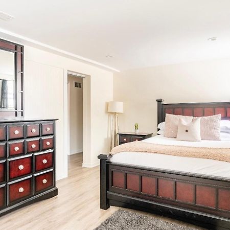 Cozy 2 Brm Apartment Mins Away From United Center Chicago Luaran gambar