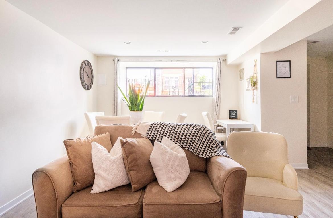 Cozy 2 Brm Apartment Mins Away From United Center Chicago Luaran gambar