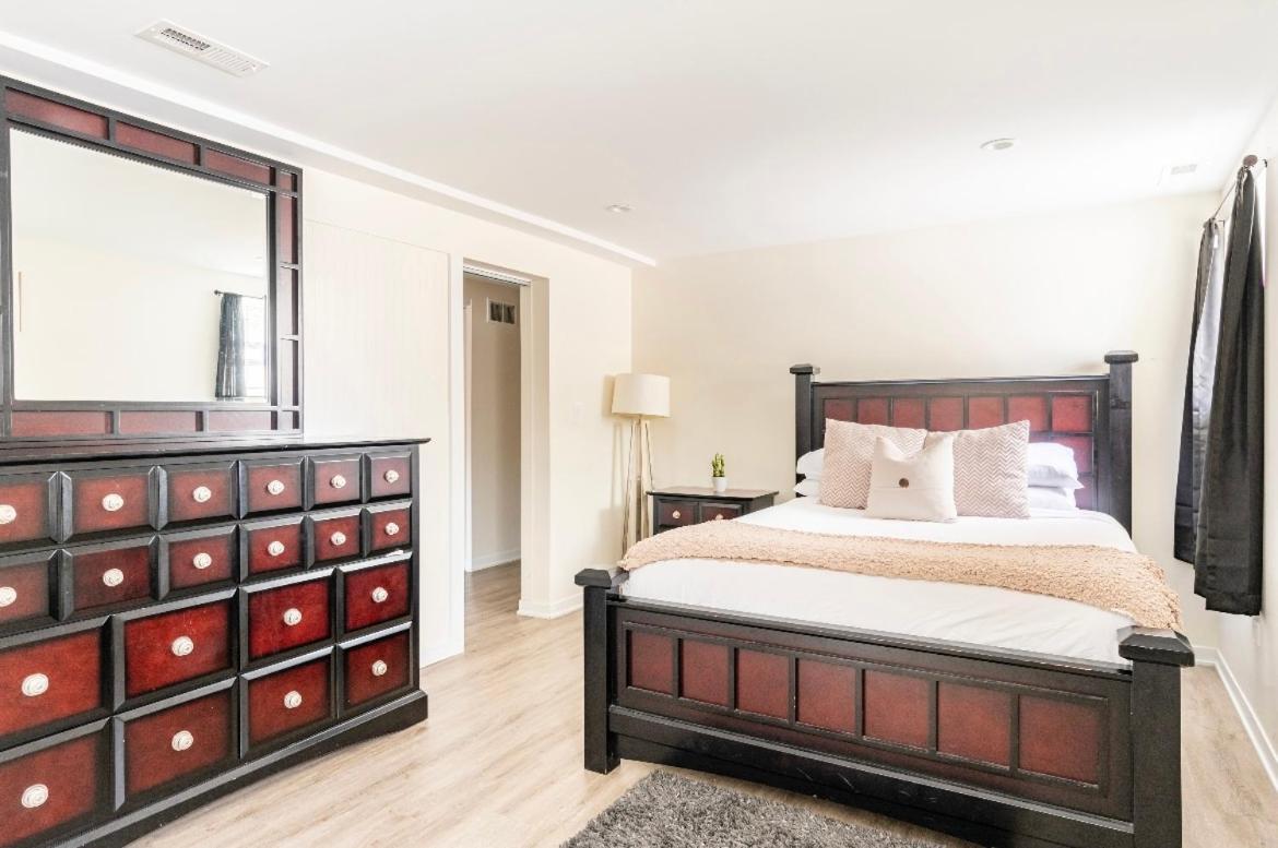 Cozy 2 Brm Apartment Mins Away From United Center Chicago Luaran gambar
